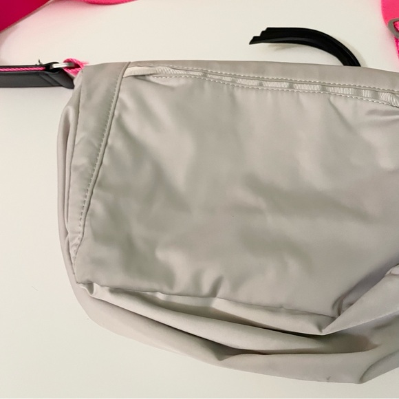 lululemon Festival Bag Dune and Deep Coal Crossbody Bag - Picture 10 of 16